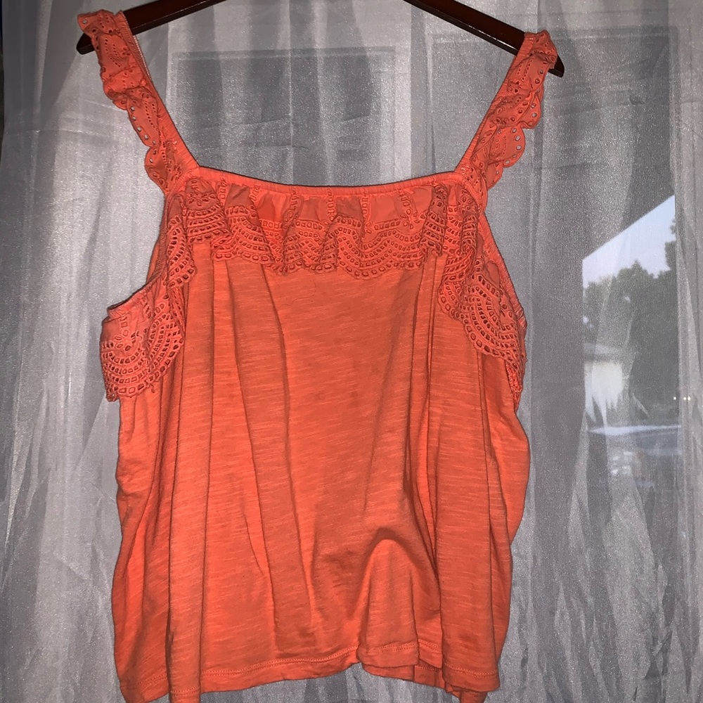 Coral top